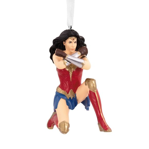 Hallmark WW84 Wonder Woman Christmas Tree Ornament New Superheroes - Picture 1 of 8